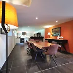 Spacieuse Avec Bien-etre, Parking, Wifi, A - Fr-1-582-491 Bed & Breakfast