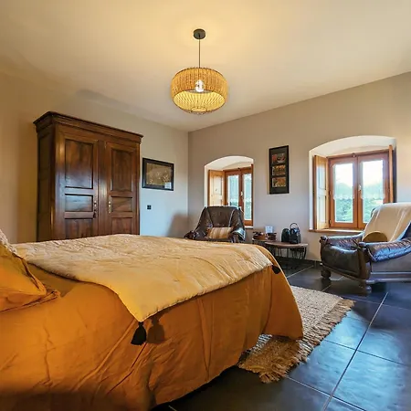 Spacieuse Avec Bien-etre, Parking, Wifi, A - Fr-1-582-491 Bed & Breakfast
