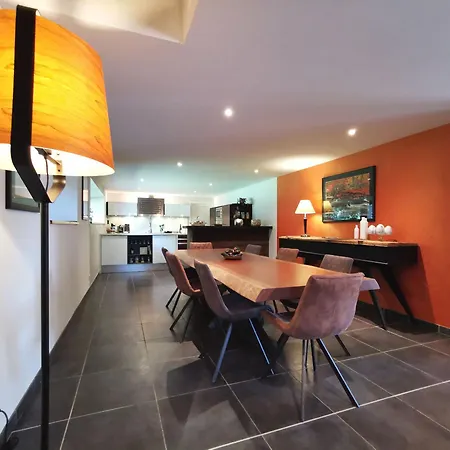 Spacieuse Avec Bien-etre, Parking, Wifi, A - Fr-1-582-491 Bed and breakfast