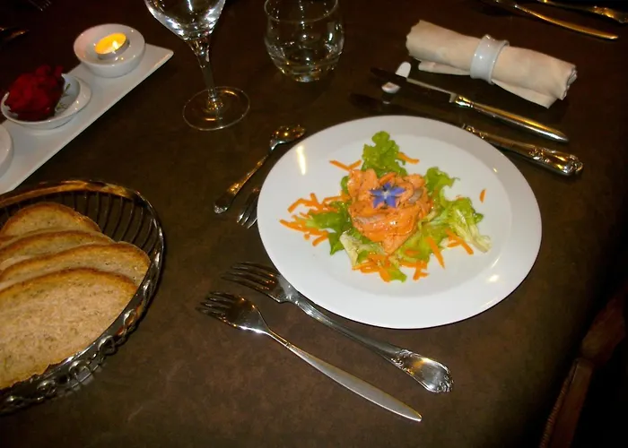 Spacieuse Avec Bien-etre, Parking, Wifi, A - Fr-1-582-491 Bed & Breakfast